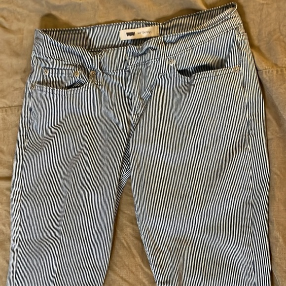 Levi 524 skinny jean
size W26 L32 - Picture 3 of 8